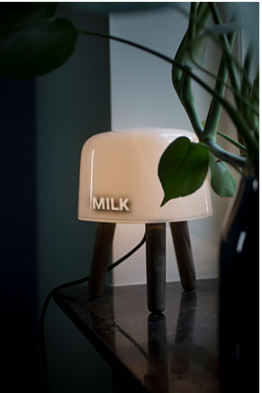 Lampe de table Milk &tradition