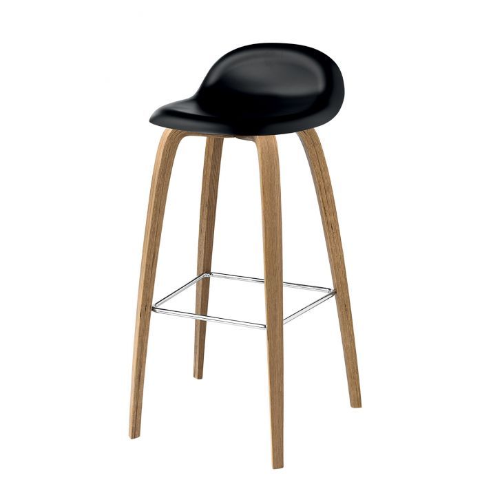 Gubi tabouret en chêne noir (Outlet)