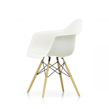 Eames fauteuil DAW - Blanc / Erable foncé (Outlet)